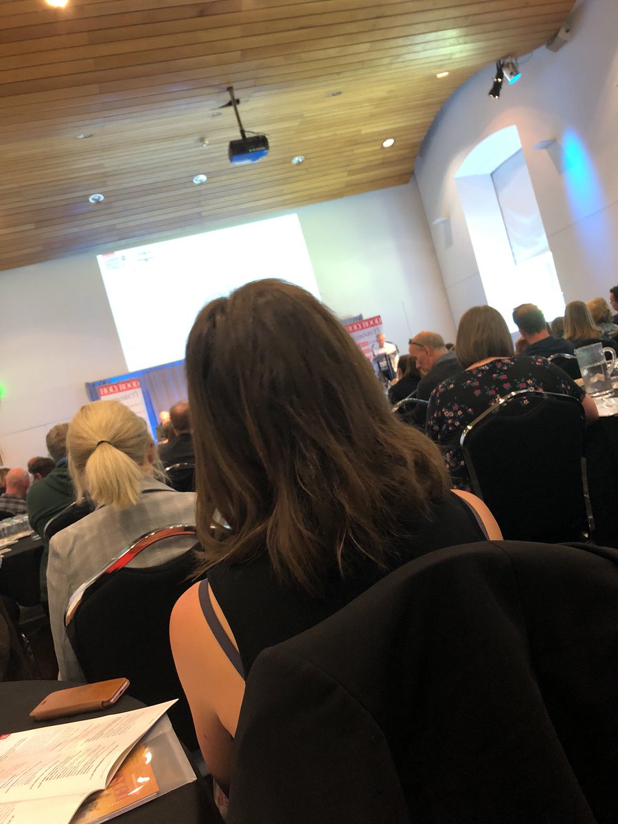 sarah_digiteach's tweet photo. @conboy294 sharing our successful experience with the flexible working space in the P7 classroom, alongside the use of @Seesaw app, to help engage our parents with the learning that is happening there. #LLT18 https://t.co/ZKglklKXra