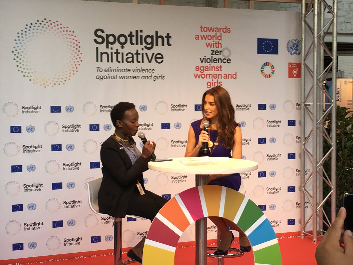 SDGaction's tweet photo. #SpotlightEndViolence "We MUST put women and girls in the spotlight, otherwise they may remain invisible &amp; suffer" #CatarinaFurtado, @UNFPA Goodwill Ambassador / @Eurovision host #EDD18. She's flying to #ACT4SDGs, get your wings at https://t.co/F6RVYcQxj5 #SheIsWe #SDGs https://t.co/jHChhxAihj