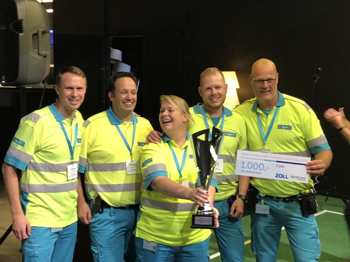 Ambu_Academie's tweet photo. Ambulancezorg Groningen van gefeliciteerd met het winnen van de eerste VRC Ambulance 2018! #Venticare2018 #venticare #dmvda https://t.co/KDHb4R9kdl