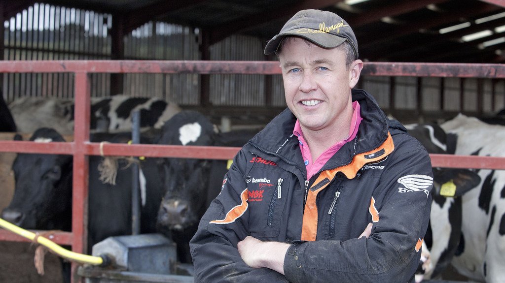 DairyFarmerMag's tweet photo. Sponsored: Farmer Fraser Jones has reduced his antibiotic use by 30% through BVD control #DiseaseNotOnMyFarm
@MSDAnimalHealth
https://t.co/V4cIVifSkh https://t.co/aOkqIoDixH