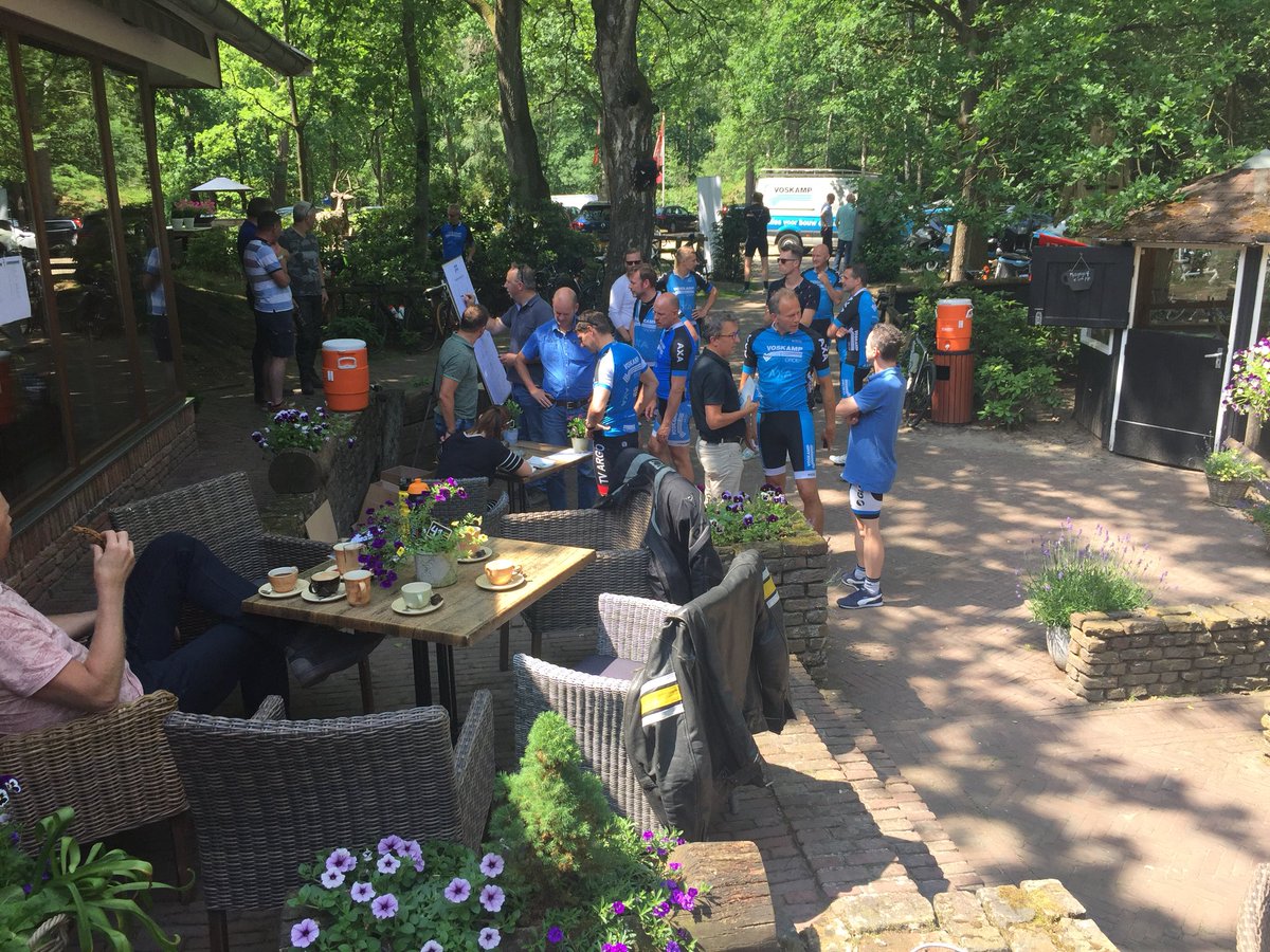 voskampgroep's tweet photo. Let’s get ready! #HVT18 @SportvoedingWeb https://t.co/YUAPa2ApFz