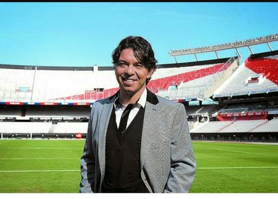 palacios_mauro's tweet photo. Se cumplen 4 años de la presentación de Marcelo Gallardo como DT de #RiverPlate a cuatro años del nacimiento de la peor pesadilla de #Boca https://t.co/LdmzrUN5rT