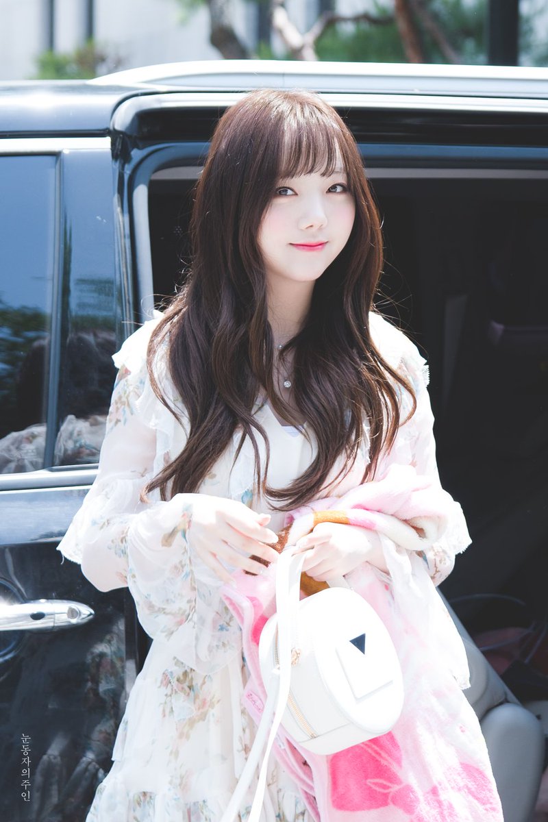 eyes4kei's tweet photo. 180525 뮤직뱅크

#Lovelyz #Kei #러블리즈 #케이 https://t.co/e60GuLkLCc