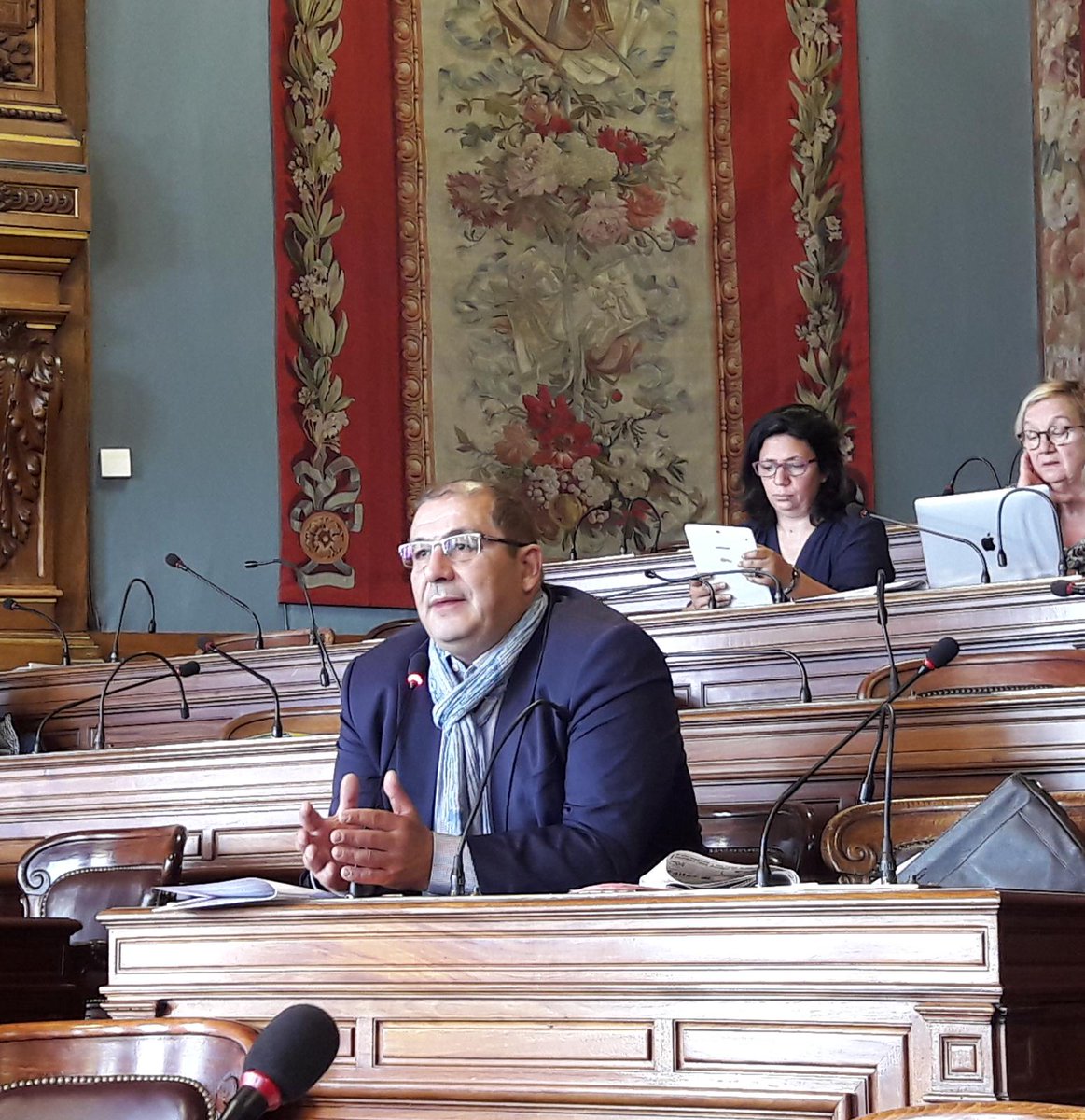 Elu_e_sParisGen's tweet photo. #conseildeparis @pascalcherki #rapportCRC en matière #scolaire et #périscolaire : #Paris applique la loi #rythmeséducatifs,en approuvant l'esprit et ls objfs,et va plus loin.Choix assumé pr permettre aux enfants d'accéder à des enseignements de qualité,ds des conditions optimales https://t.co/nGxHFPrscp