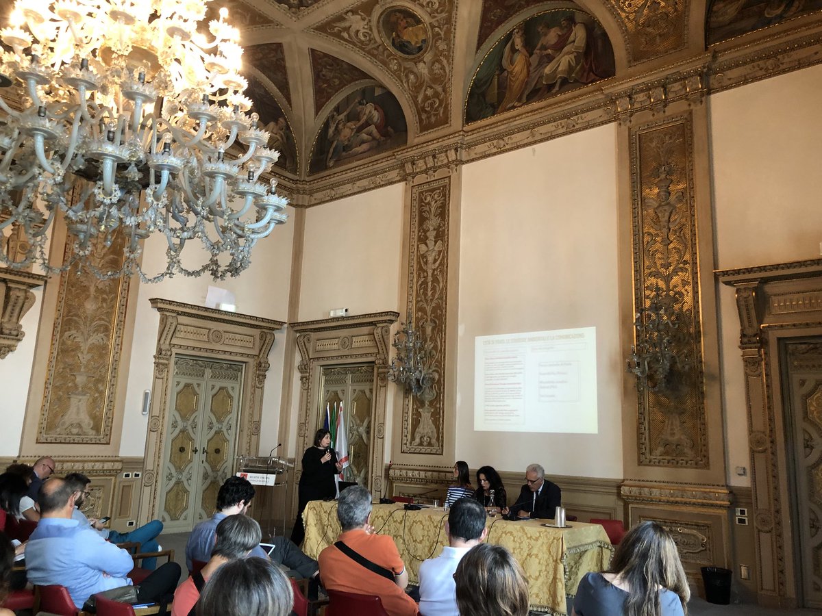 gvannuccini's tweet photo. come #Prato usa la pianificazione urbanistica, e relativa coprogettazione, per modificare le abitudini dei cittadini verso comportamenti eco-sostenibili - ce lo spiega @bisquittieri di @comunepo a #pasocial https://t.co/ZsxGMqCfOv