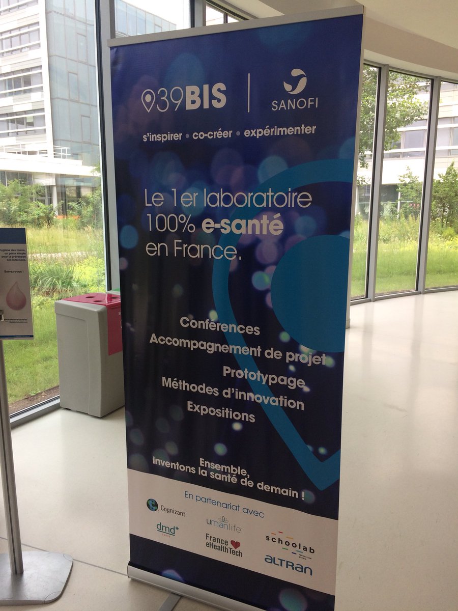 EPierga's tweet photo. @happineo_psy @pandalab_sas @NEURADOM @_CODOC défilent à #Techcare en partenariat avec @SanofiFR #39bis @ARS_IDF #innovation en #sante #startups @VitaliIsabelle https://t.co/7MDnDj5Pgu