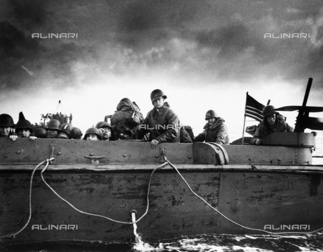 All’alba inizia una delle più importanti e decisive azioni militari della seconda guerra mondiale: lo sbarco delle truppe alleate sulle coste della Normandia. È il D Day. 6 Giugno 1944 ©Granger/ArchiviAlinari