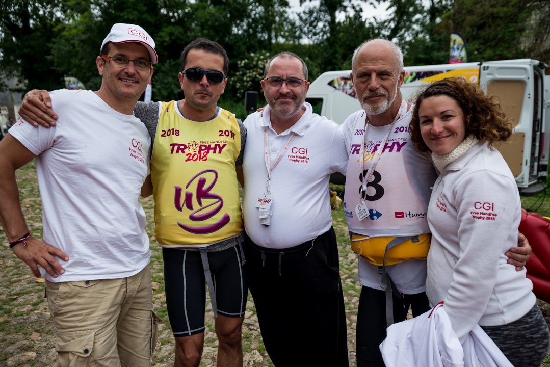 FreeHandise's tweet photo. [Zoom Entreprises] Félicitations aux CGI'magine et aux CGI'ppon de @cgirecrute_fr pour leur performance et leur entraide tout au long de ce #FHT2018 ! 👏 #raid #handicap #travail https://t.co/wqFi1kffaR