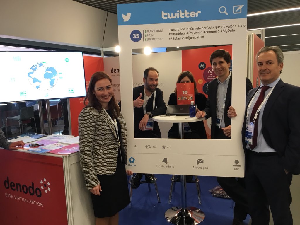 ifaes's tweet photo. Todo el equipo de @denodo en #3SMadrid ~ Son líderes en virtualización de datos, #startconnecting ¿quieres una camiseta como esta? Sí! Pues solo tienes que venir a visitar el stand #bigdata #BI https://t.co/A0HNS6Pisb