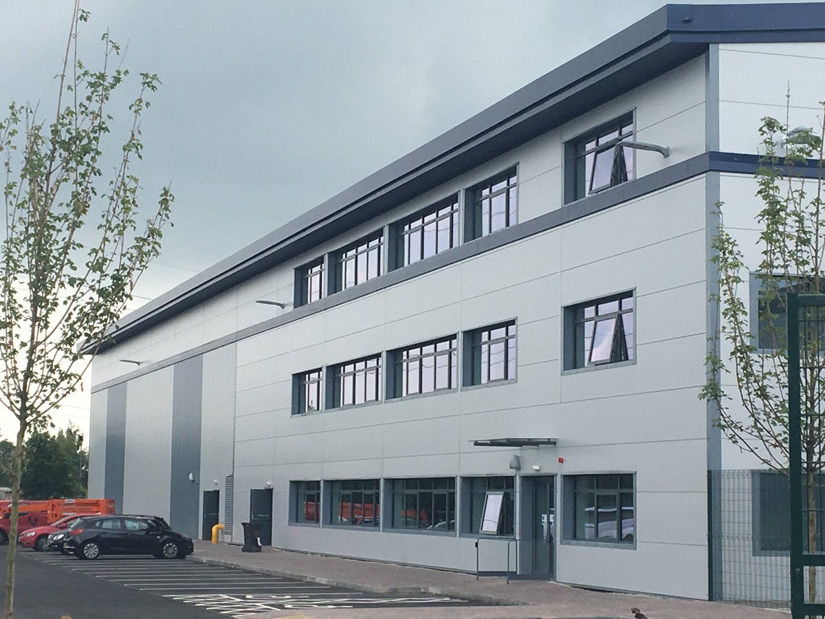 derry_bs's tweet photo. Barton Business Park is looking fantastic as it nears completion @StModwen @bandkphoto #GrupoAntolin #Automotive #Manufacturing #WhatAFacility https://t.co/c41Rm4KmpW