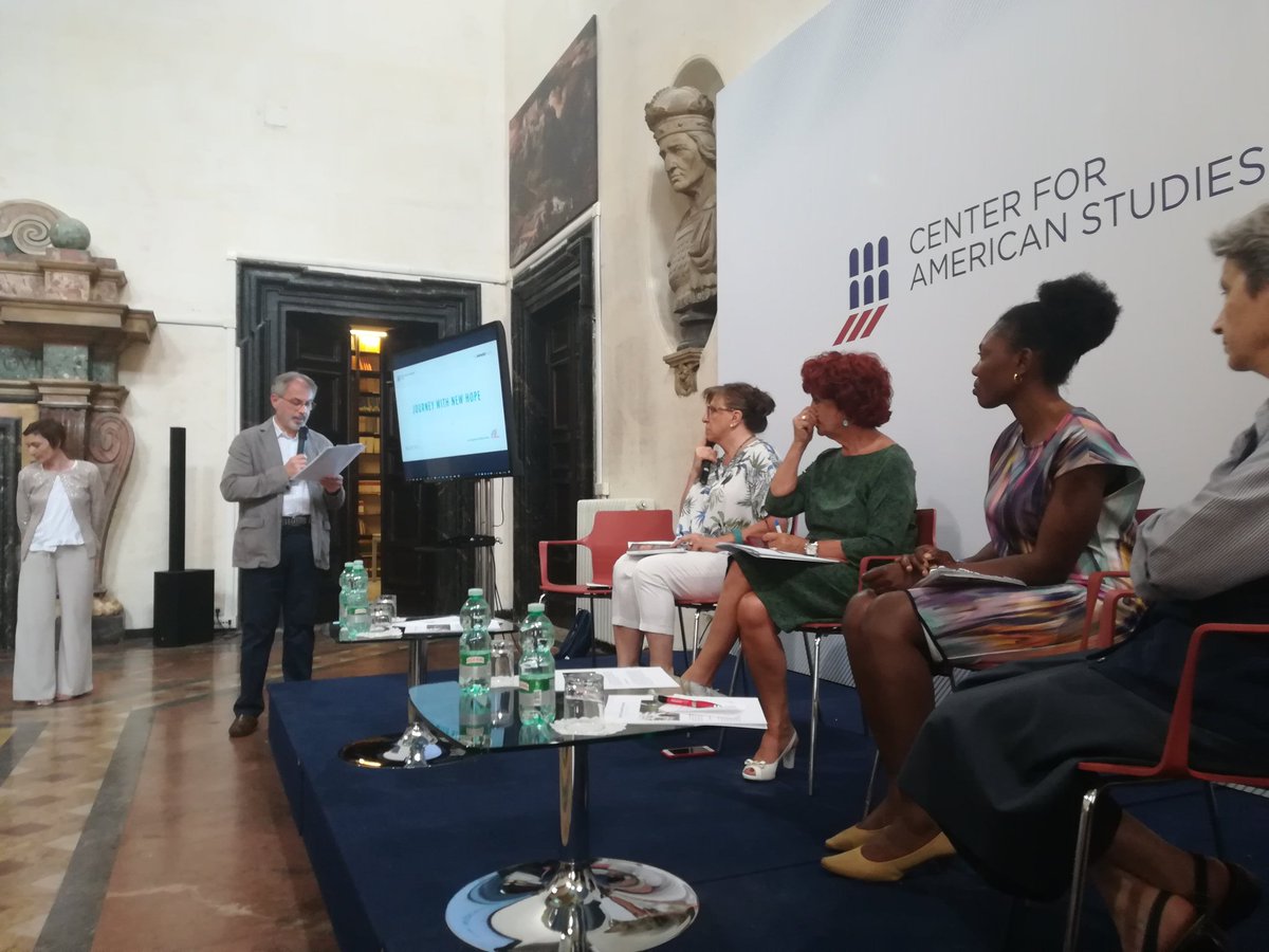 BAwareNow's tweet photo. @valeriafedeli "La scuola dà gli strumenti per una cittadinanza attiva". #journeywithnewhope https://t.co/XOGr5GZjrT