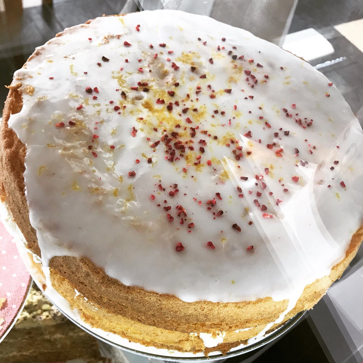 cupachastafford's tweet photo. Look whatβs just been put in the counter #lemonandraspberry cake π Be quick, our Why Not Wednesday special is selling very fast! #stafford #wdyt https://t.co/6A38flo8Dm