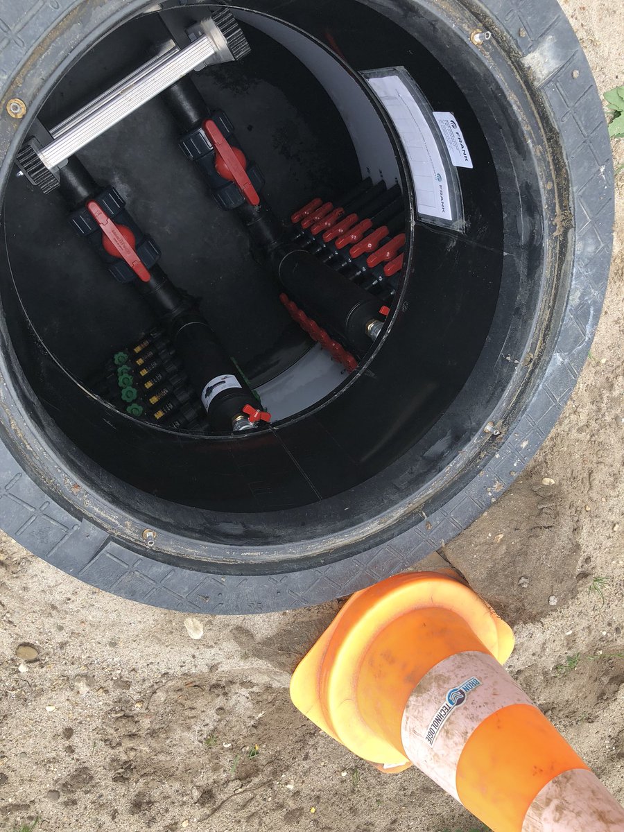 <a href="/BRONTECHNOLOGIE/">BRON|TECHNOLOGIE</a> bezig met #Thermia oplevering en inbedrijfstelling 46 zorg appartementen in #duurzaam Zwolle onder architectuur van <a href="/morphiquezwolle/">Jacco de Architect</a>. #bodemenergie