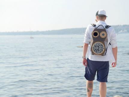 Le #lin #composite de #TerreDeLin dans l enceinte portable <a href="/PEOPEO_Boombox/">PEOPEO</a> , légèreté, acoustique #flax Composite of Terre de lin into nomadic speaker of Peopeo, lightness, acoustic #linen  lc.cx/meyg