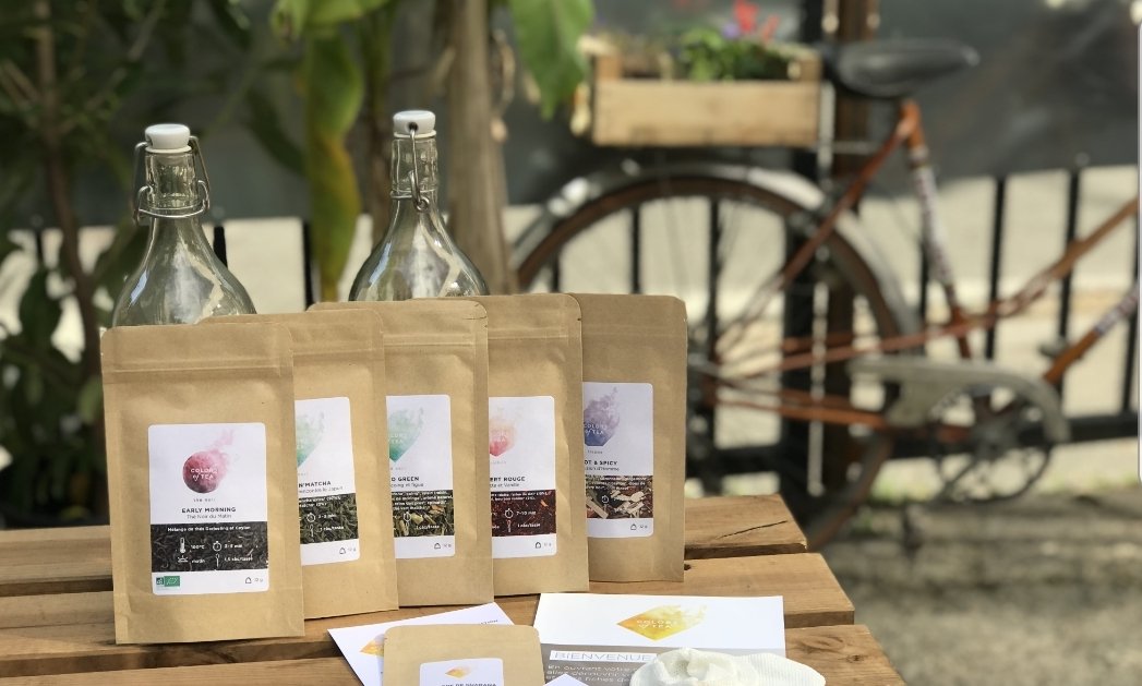 Colors_of_Tea's tweet photo. La #box #limitededition #fetedesperes est dispo !!
Tout plein de surprises 🎁 Du guarana pour le peps, des thés🍃 sélectionnés 🔎 rien pour vos papas et plein d'autres surprises 👍! #tea https://t.co/LkUiYCwUiO