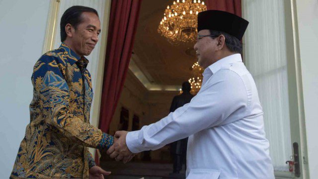 pijarpos's tweet photo. Berita Terbaru - (Survei Charta Politika: Prabowo Hanya Unggul di Propinsi Banten) #pijarpos Pijarpos - https://t.co/vbtF4wQURE https://t.co/kLs0vH6vLq