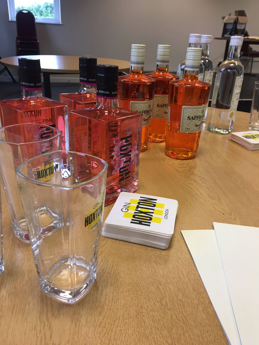 EmporiaBrandsUK's tweet photo. Thank you to @RD_Wines for having us at their gin festival over the weekend! A great response for @HoxtonPink @Gabriel_Boudier Saffron and @jindeagin! #gin #nantwich #rdw https://t.co/6xGkXNL8PA