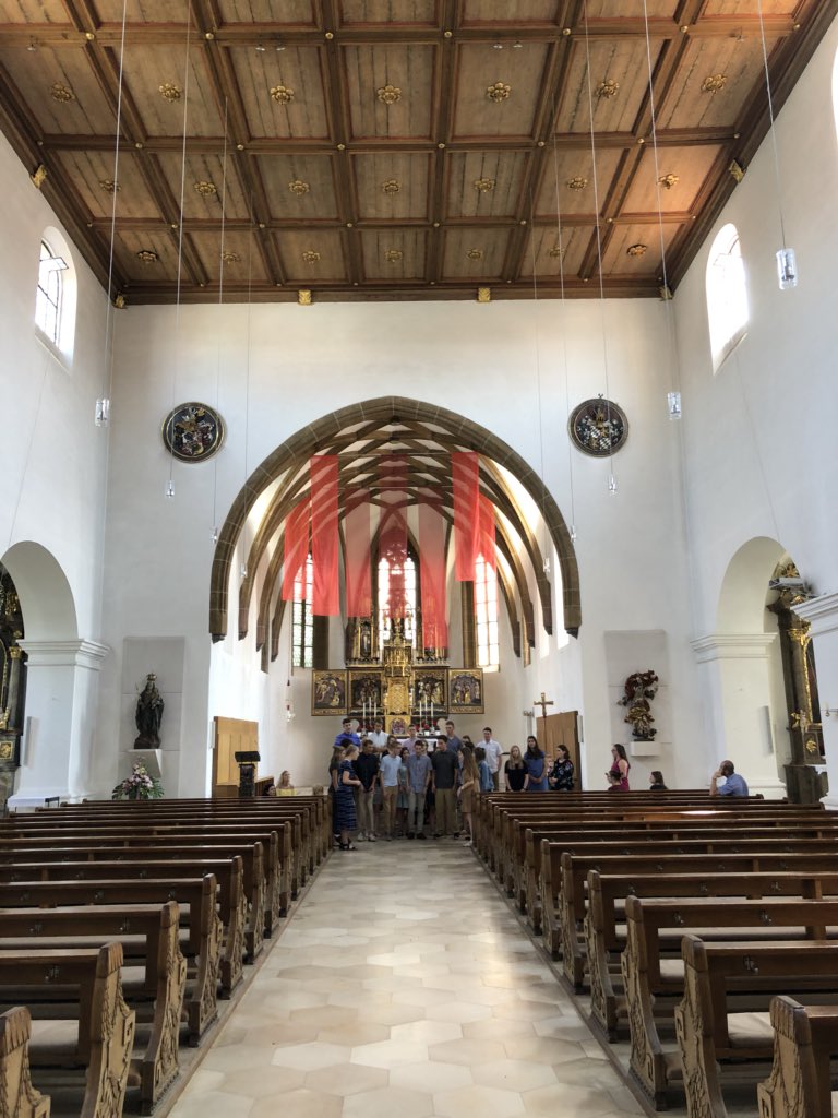 SWCHSmusic's tweet image. The choir sang for the students of the Neumarkt Girls school today and had a wonderful time with their host families from the school #choirtour #swchseurope18 @swchsstars