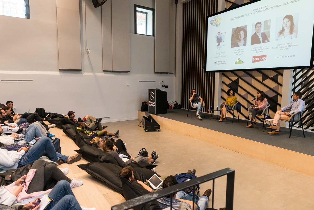 edumkdigital's tweet photo. #Visual #Commerce Day 📸 en el @Google @CampusMadrid 
#VCD18
#Evento organizado por @Monlabiaga de @Foto_eCommerce
#google #foto #fotos #fotografia #ecommerce @dbooststudio @Bedland_es https://t.co/bUUySD8QU8