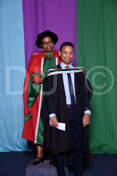 IggyOctober's tweet image. 2017 &amp;gt;&amp;gt;&amp;gt; 2018 "God is around"

#DutGrad2017 #DutGrad2018 #ForMostofUs #WorkSmart