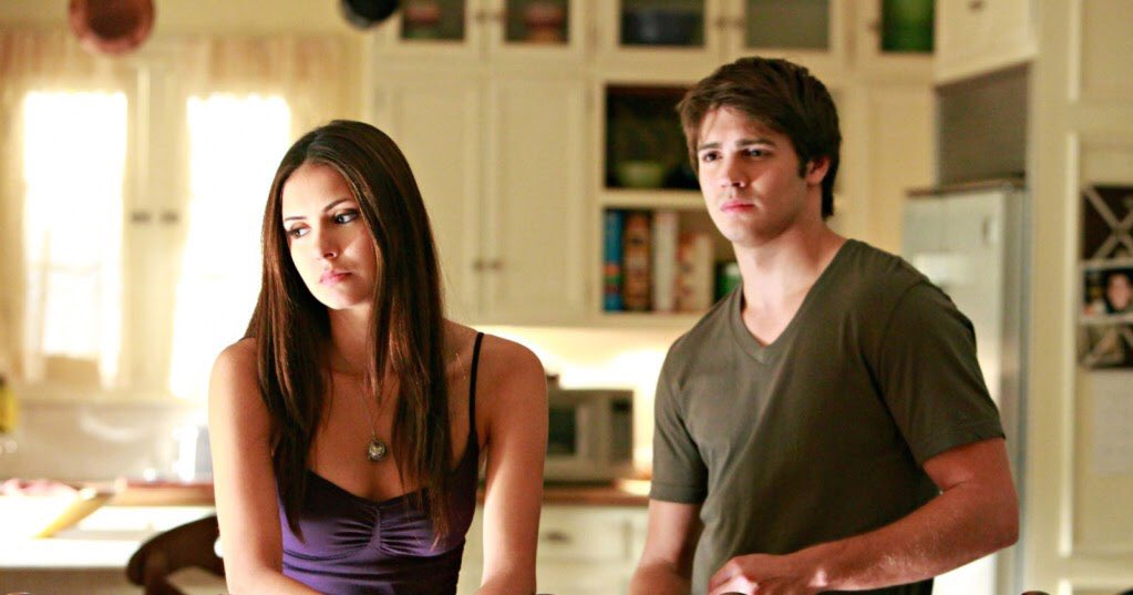 Me and my sister @Elena_GilbertMY will always be family will protect her always