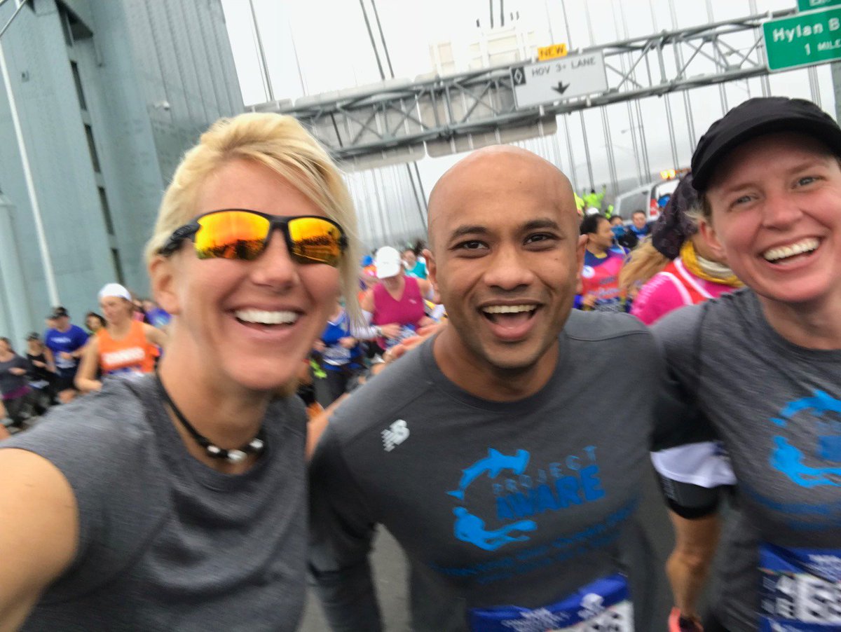 padiaware's tweet photo. Happy #GlobalRunningDay! Thumbs up to our supporters who often swap their fins for a pair of trainers to #Run4Sharks #Move4Makos or raise funds and awareness for ocean conservation #TeamOcean https://t.co/xiaODaXuiF https://t.co/vPVLRG0BSa