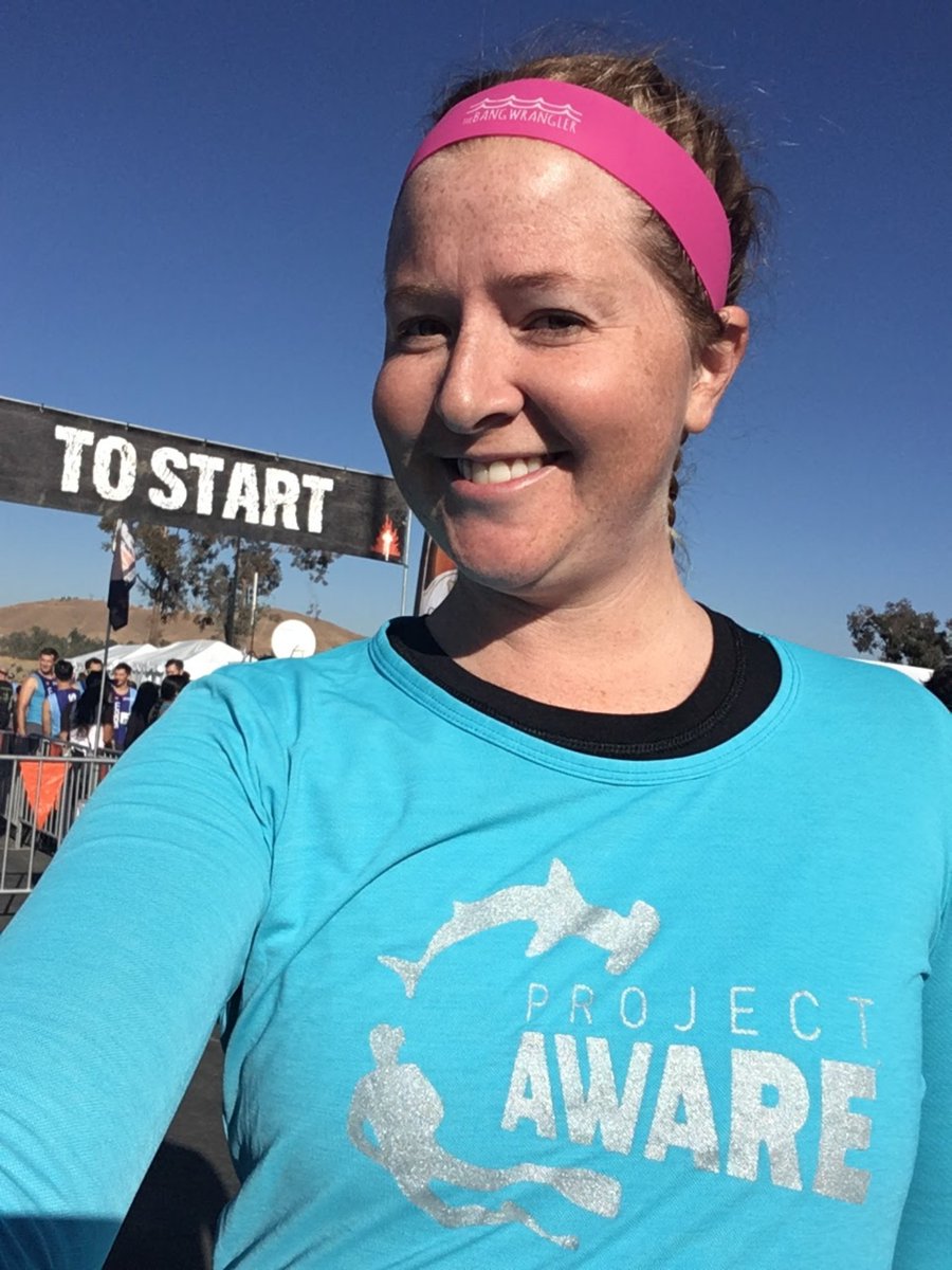 padiaware's tweet photo. Happy #GlobalRunningDay! Thumbs up to our supporters who often swap their fins for a pair of trainers to #Run4Sharks #Move4Makos or raise funds and awareness for ocean conservation #TeamOcean https://t.co/xiaODaXuiF https://t.co/vPVLRG0BSa