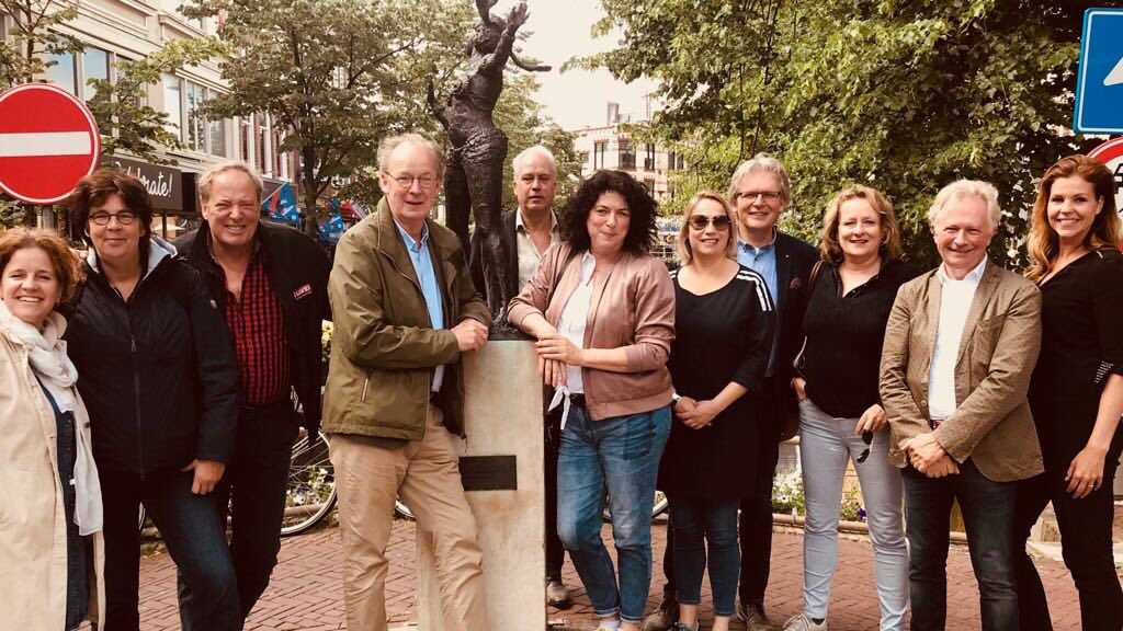 machteldvdwerf's tweet photo. Leuke (en vooral onvergetelijke) tweedaagse met mijn collega directies. #Matahari #Escher #LF2018 #Nachtegaalvanmidwolda #Vrexperience #vrroom https://t.co/jNL2khoipL