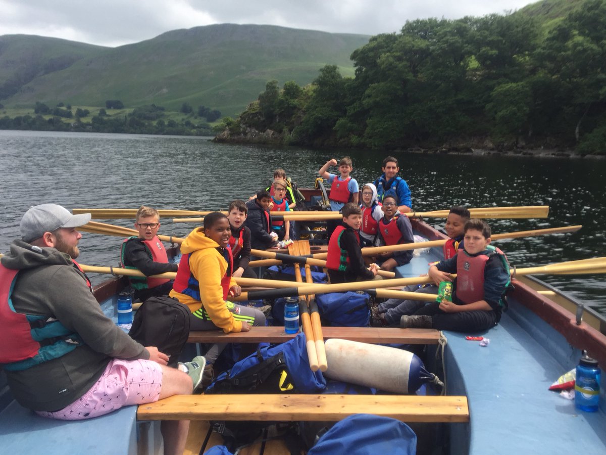 StColumbasPSpo's tweet photo. #BoningtonTeam A great place to stop for a spot of lunch. #LD2018 https://t.co/HiG4Vyiusu