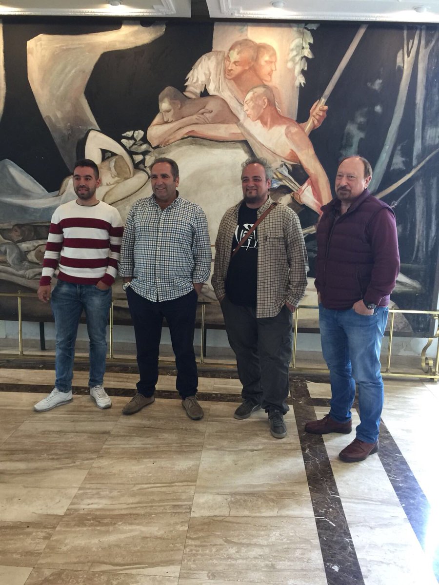 CalderasSat's tweet photo. Curso en Bilbao de la marca @FonditalSpa . Un placer! #satoficial #calderas https://t.co/AdG0SMapLn