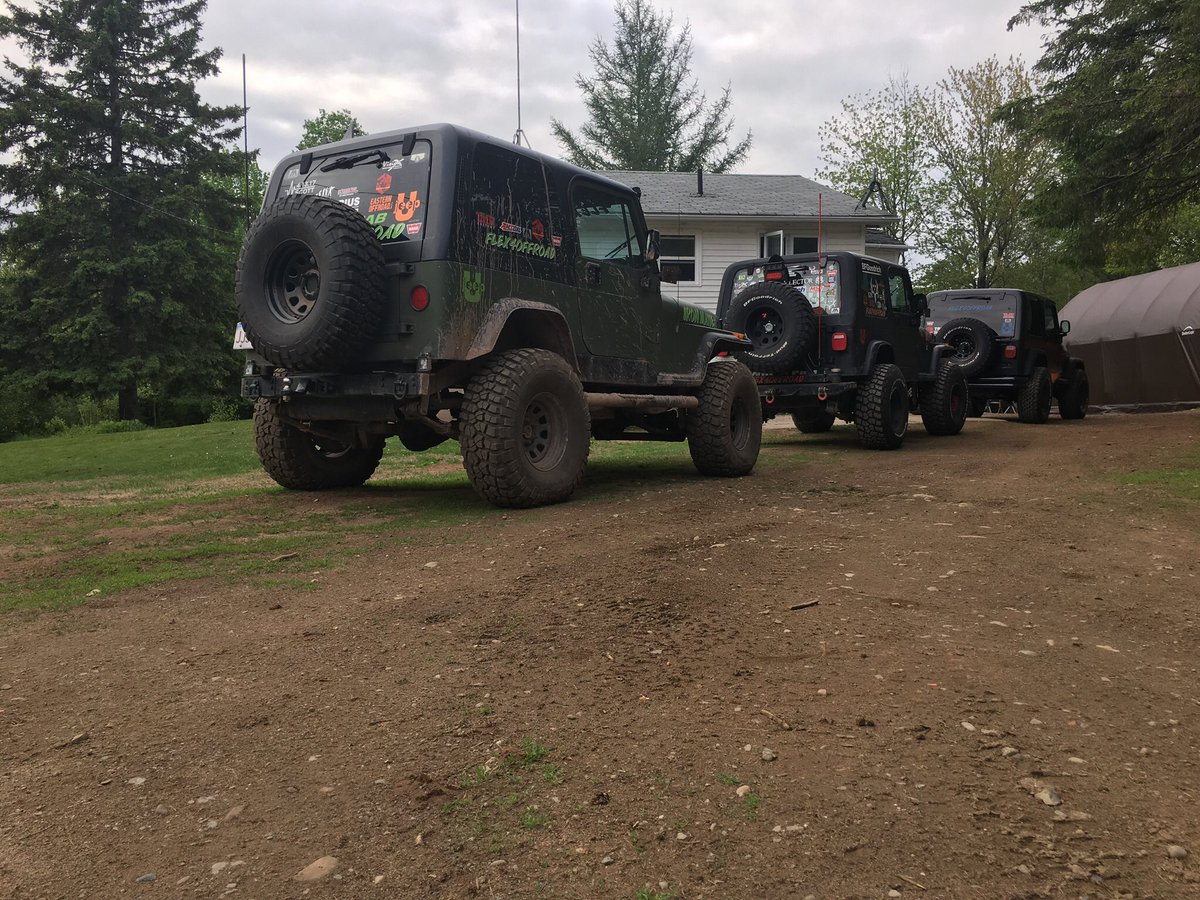 JeepU4's tweet photo. Flex4offroad 6th Annual Trail Weekend August 31-September 3 @bfgcanada #bfgfamily https://t.co/g97NwxhAA8
