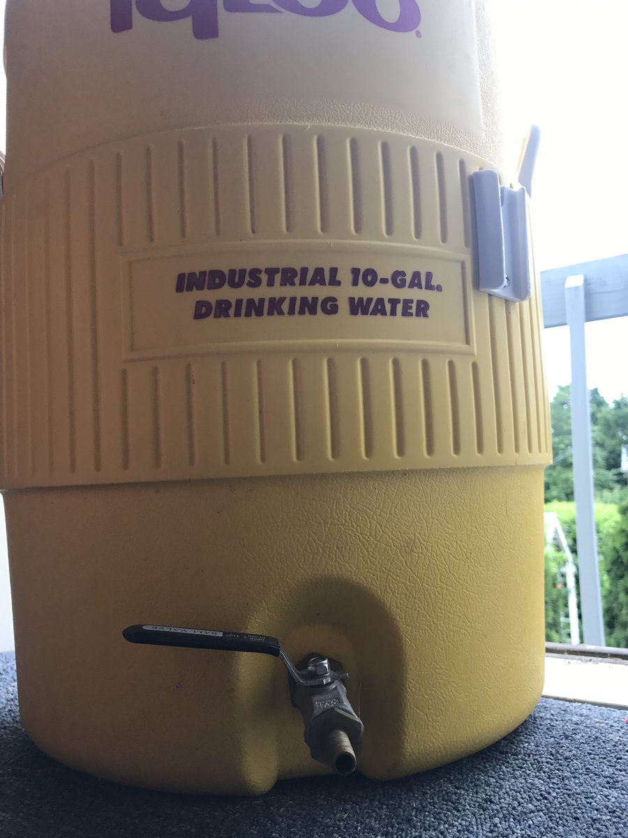 NaleHouseBC's tweet photo. Ran into an old friend today. I miss you! #Hoptopus #homebrew https://t.co/tz7jXlmQv6