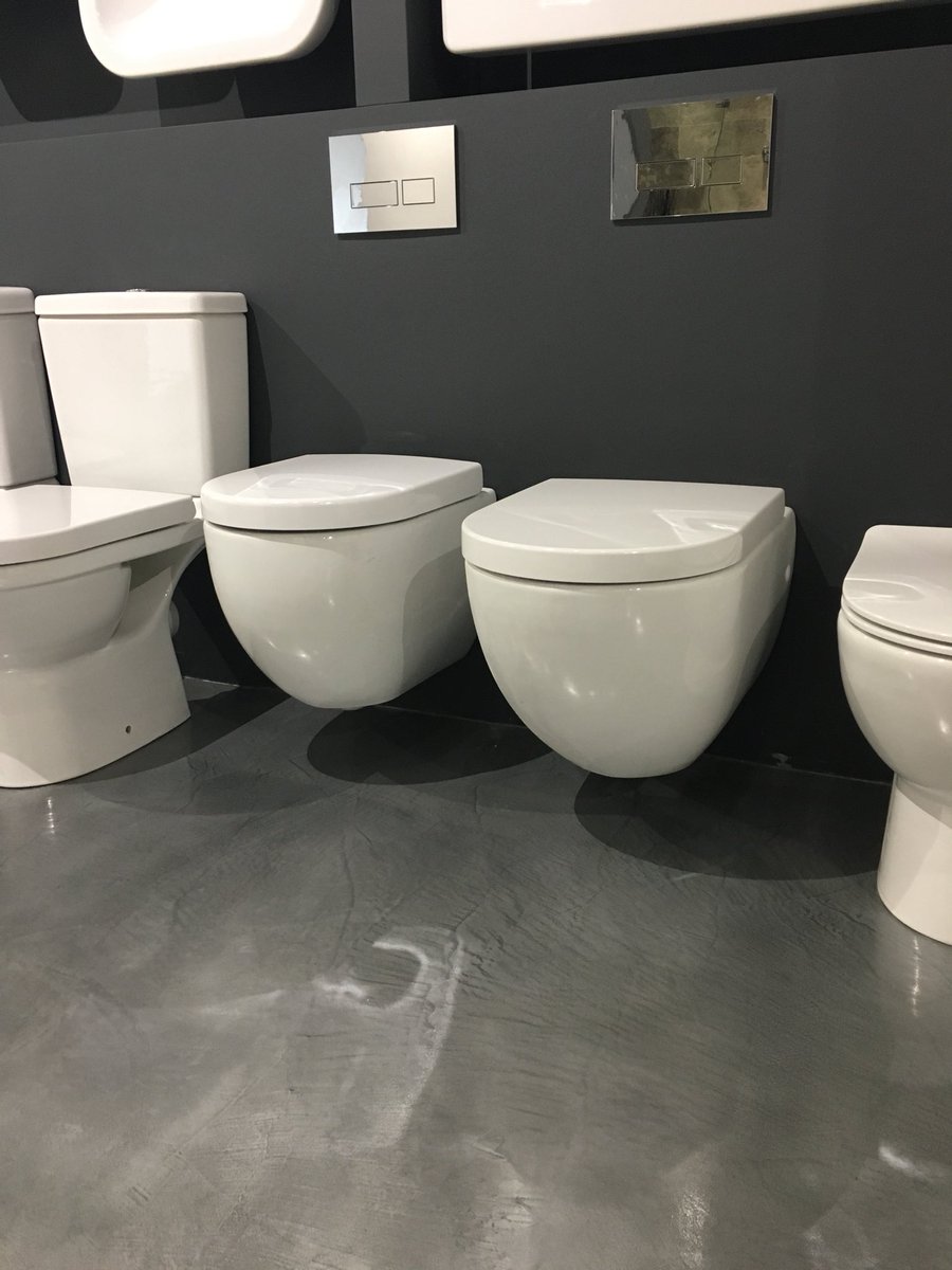 SnodgrassCo's tweet photo. Lots of fun @AbacusDirect this morning choosing bathrooms! #Harrogate #Knaresborough #Bathrooms https://t.co/ISlJyNRh8E
