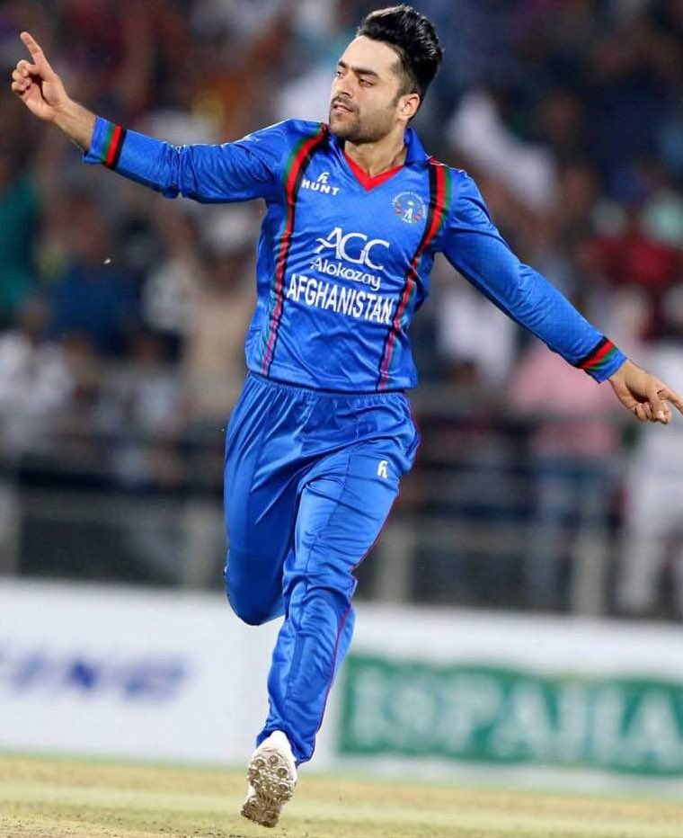 Garima_Sa1ni17's tweet photo. @rashidkhan_19 @VVSLaxman281 @ACBofficials @MohammadNabi007 Congratulations #GooglyMaster @rashidkhan_19 & @ACBofficials you are amazing bowler #Rashid 😍❤ I'm your big fan from India❤❤❤ https://t.co/t5g5R5MDDL
