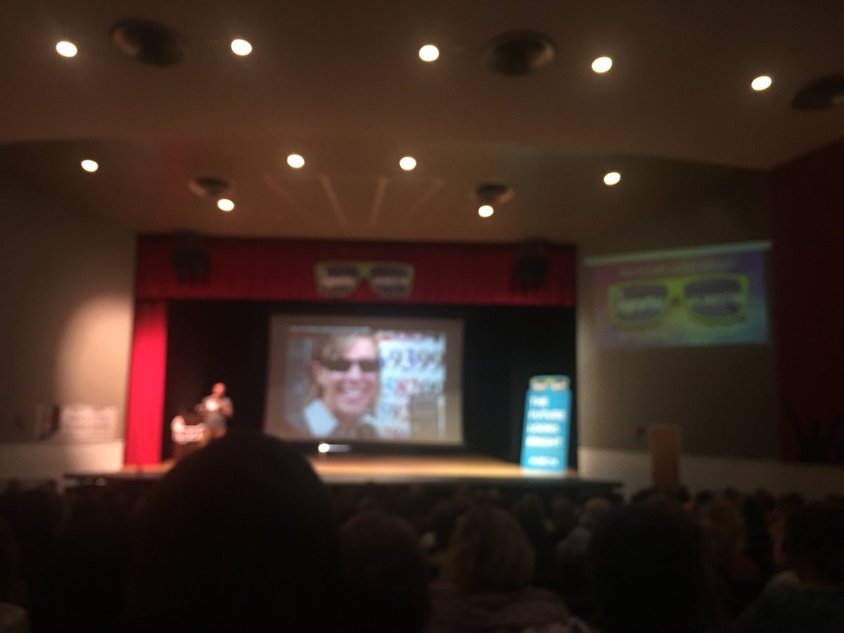 DSmithBeckett3's tweet photo. So excited to spend the next two days learning with my friends. #INeLearn #LREC18 https://t.co/peYBZCJfB2