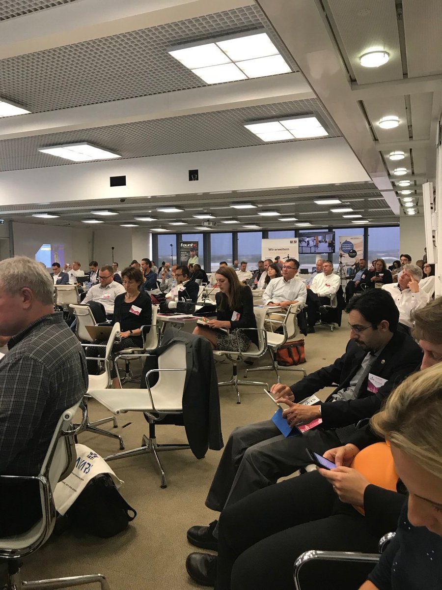 Chris_Guerin's tweet photo. Just finish my talk at #avars2018 where we have announced XR1 the worlds first enterprise Vr hub more info coming soon. https://t.co/hdTd0bAxqa