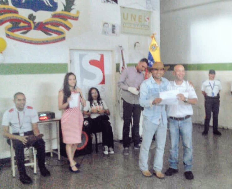 meridaunes's tweet photo. La @UniversidadUNES  #Mérida seleccionó sus representantes para el 6to Festival Nacional de la Voz Unesista que se realizara en el Distrito Capital. @NestorReverol @gralcacioppo @CIVSTachira @Unaciesmerida https://t.co/Rql9YD6Wdb