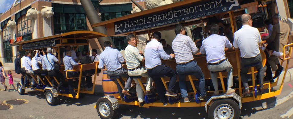gmrencen's tweet photo. Love biking and Detroit? Combine the two for a @HandleBarDet tour: https://t.co/CzRoiCSC9X https://t.co/km7bU9WkRY