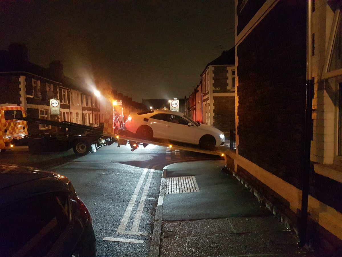 RoathTech's tweet photo. @cardiffcouncil please provide speed humps at #InvernessPlace to save our children from speeding cars. There has already been a number of speed related car crashes on our street in #Roath #Cardiff #SafetyFirst https://t.co/qbwRxixsEl