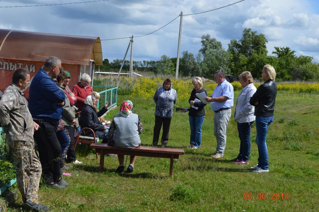 <a href="/Tularegion71/">Правительство ТО</a> Встреча с населением д. Грачевка Куркинского района kurkino.tularegion.ru/press_center/n…