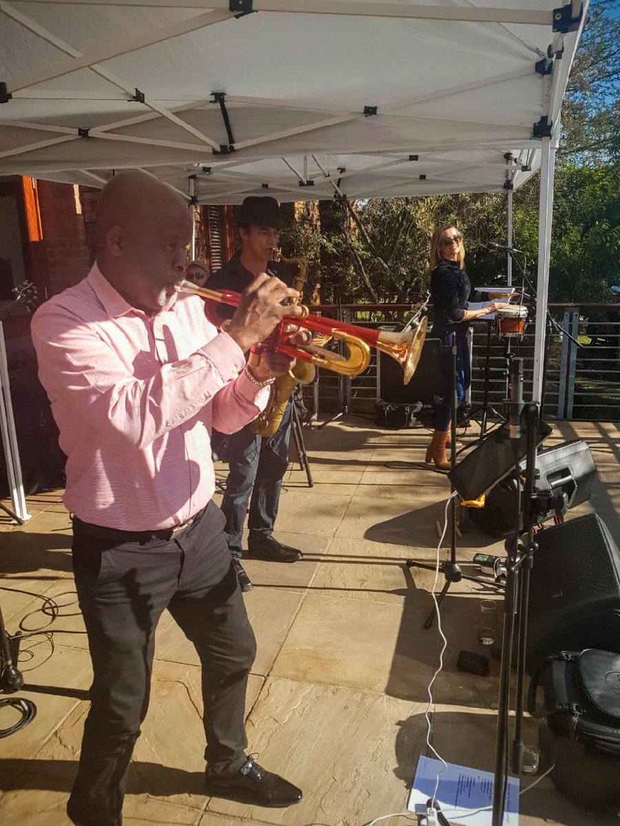 FunkDJazz's tweet photo. Another fab #Jazzandlunch session at @Riboville_JHB this Sunday past. Next one coming up on 1 July. Booking essential.

#livemusic #SundayFunday #jazz #funkyjazz #jozilife #JHBlive #JoburgRSA #todoinjoburg #iamjoburg https://t.co/BBVH9M7IsV