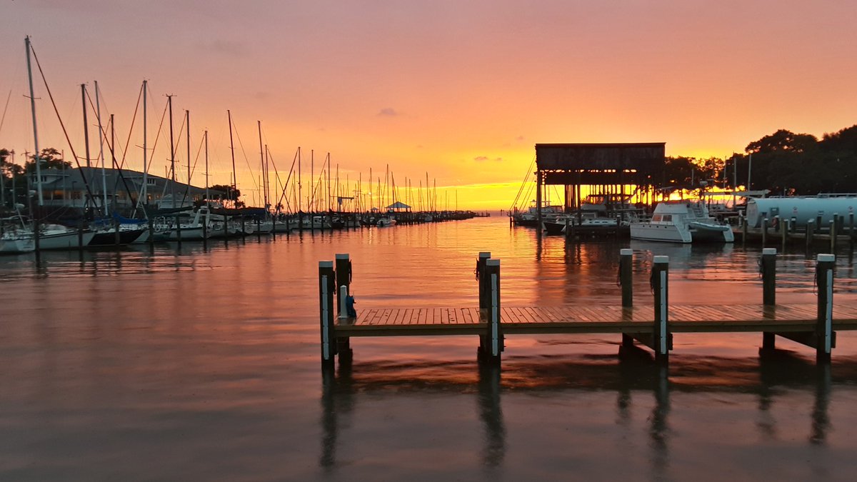 tombedell's tweet photo. #Instagram is still down for Androids. Here's the pic I should have sent out last night from #sunsetpointe. Sunny today for @golfalabama1 #golfalabama https://t.co/OBM19Y5UqZ