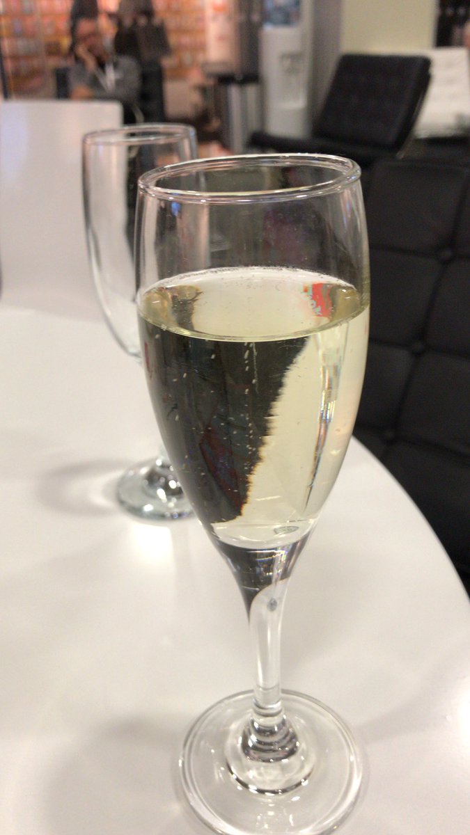 gingerfig's tweet photo. Ah, this is the life *accidentally spends all the money*

Thanks @PGLiveLondon for balancing the free fizz with free lunch and tea too! 

Just off to spend my #sunshineticket 😊 https://t.co/RE5Ipw0ypQ