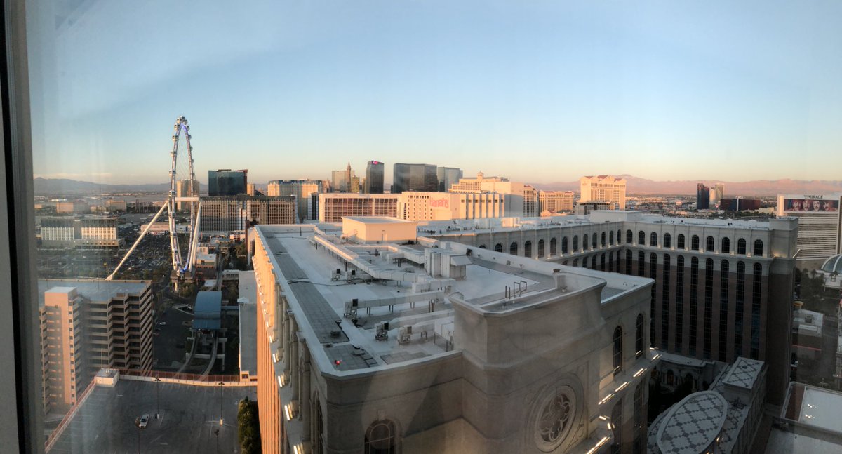 Trying to get used to the time change allowed me to watch the sunrise this morning. Day 1 of <a href="/InfoComm/">InfoComm</a> here I come! #InFoComm18 #avnerd #AVTweeps