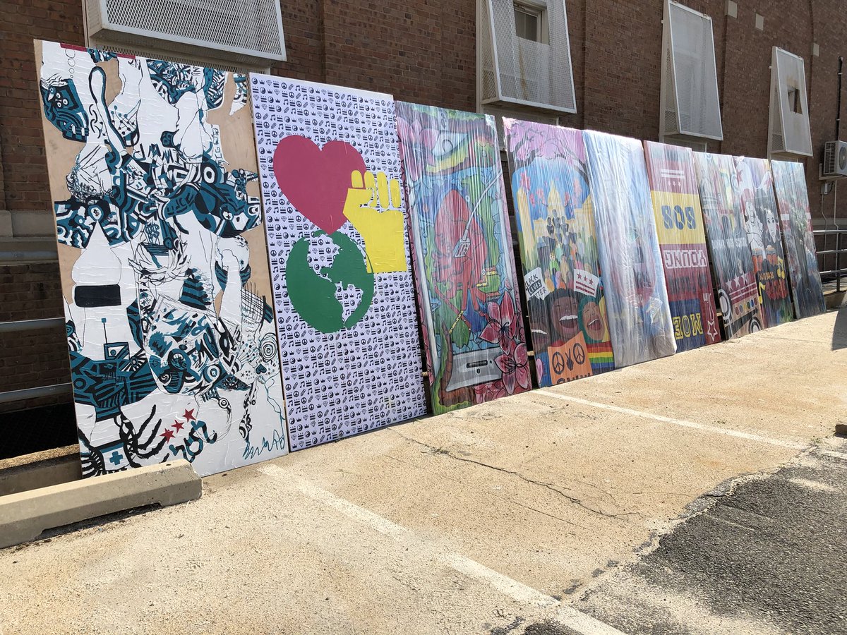 DCPSArts's tweet photo. Getting ready to #TransformDC! The DCPS HS Mural install is underway at Vermont & U @DCPSCornerstone @Diamond_Teach https://t.co/UNOFbDqo7C