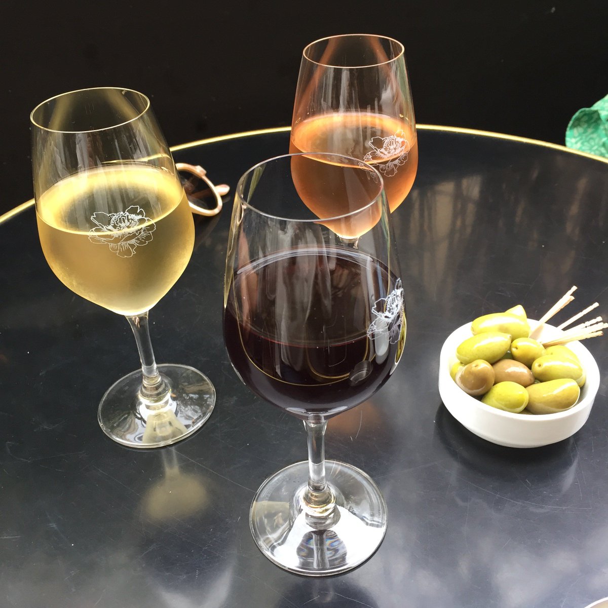 Hapiwine's tweet photo. Hello mon réseau Twitter, j'aimerais partager avec vous une bonne adresse DA ROSA "épicerie fine, laboratoire de saveurs connu des fins gourmets de Saint-Germain et d’ailleurs"... plus d'info > https://t.co/ivtBuDIQGA
62 rue de Seine 75006 Paris
Régalez-vous :) @Germanopratines https://t.co/CpH0mRvmyV