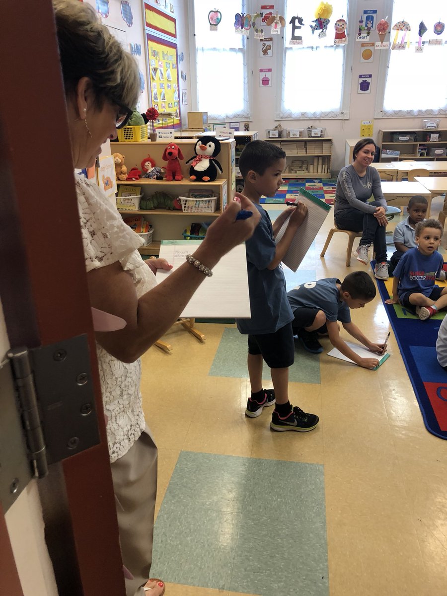 ps65si's tweet image. Meet Cooper and Michael Kuhlsen, our two principals for the day (with our principal, Ms. Scamardella). 💙💙🐬🐬#ps65si #inspireD31 #principalforaday #dolphins @sibfsc @nycschools