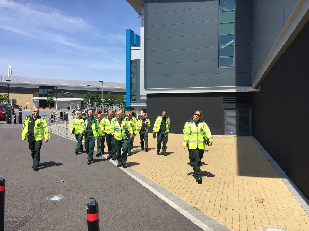 robertflute's tweet photo. @swasFT command group have arrived at @ExeterChiefs for exercise #EPRR Joe - stadium ops manager giving the #IIMARCH briefing - thanks so much to Chiefs for accommodating us https://t.co/iwtd3rFSbG