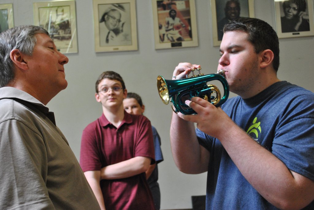 Grantee Spotlight: Pensacola Symphony Orchestra ‘Beyond the Stage’ culturebuildsflorida.org/2018/06/06/gra…