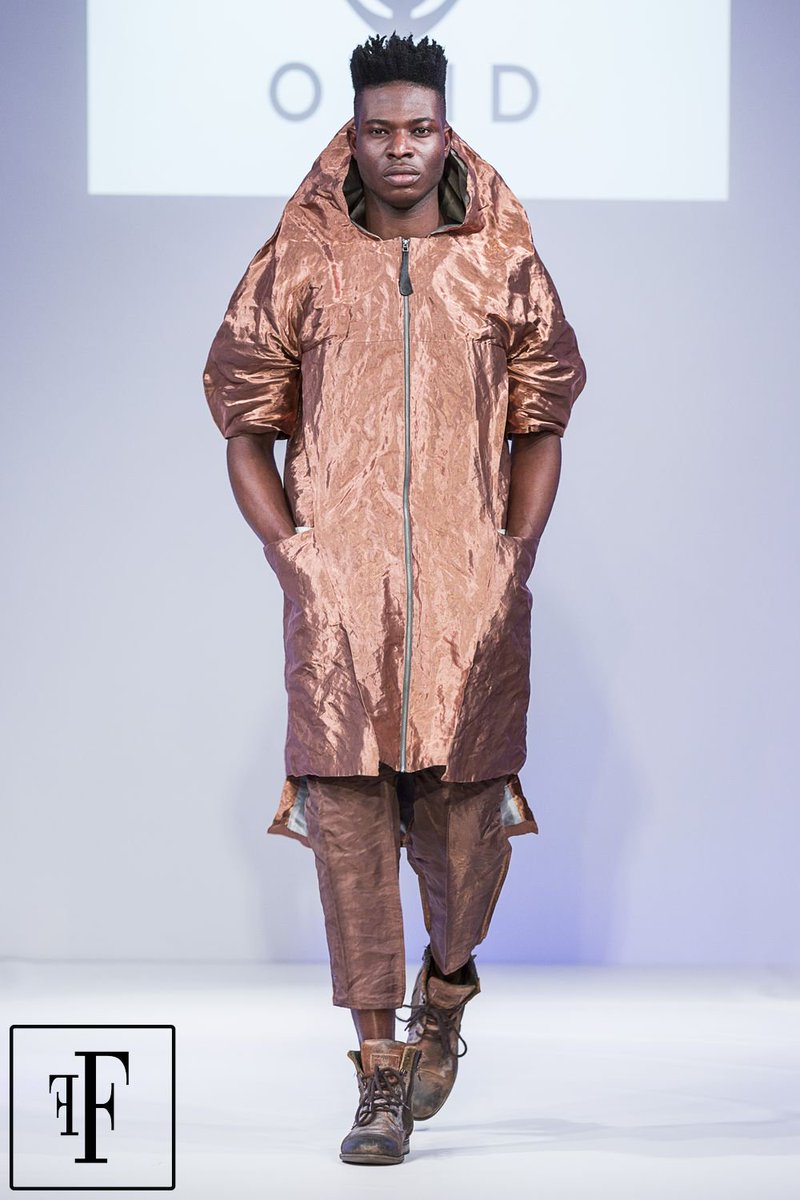 howeydon's tweet photo. Fashion week is round the corner. This one is for all you Bloggers, and Fashion Icons -how to get papped
https://t.co/MpnSb6xOyi
#fashionweek #londoncollectionsmen #londonfashionweek #pittiuomo #bloggers #papparazzi #gq #FirstLook #GFW https://t.co/vdx86pGp1v